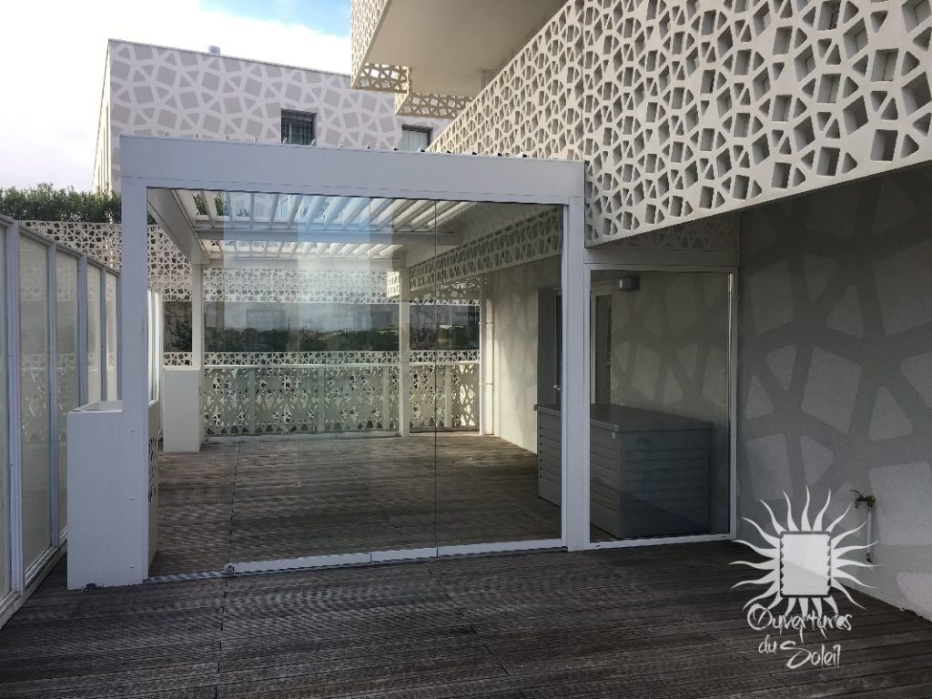 Vitres pour pergola moderne Antibes