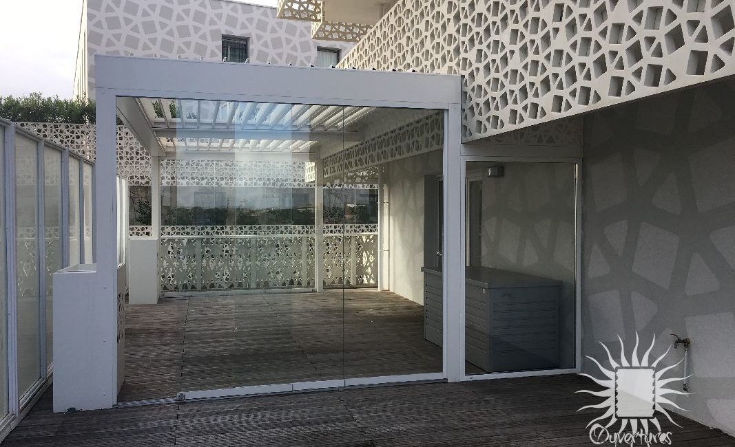 Vitres pour pergola moderne Antibes