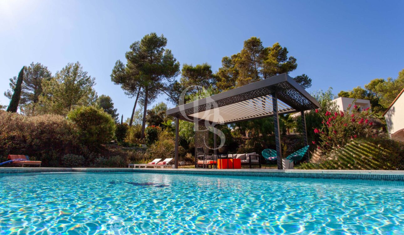 Pergolas bioclimatiques à lames orientables Montpellier